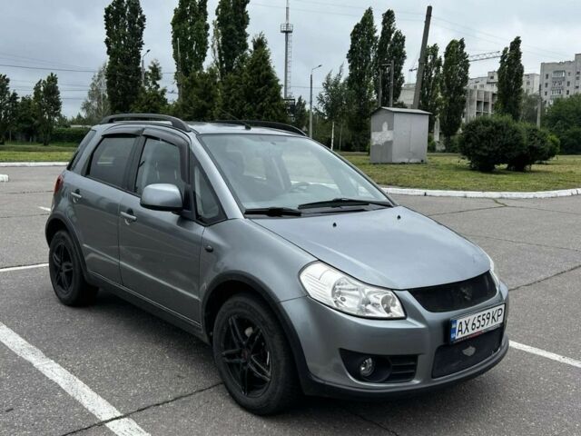 Серый Сузуки СХ4, объемом двигателя 1.6 л и пробегом 200 тыс. км за 4000 $, фото 5 на Automoto.ua