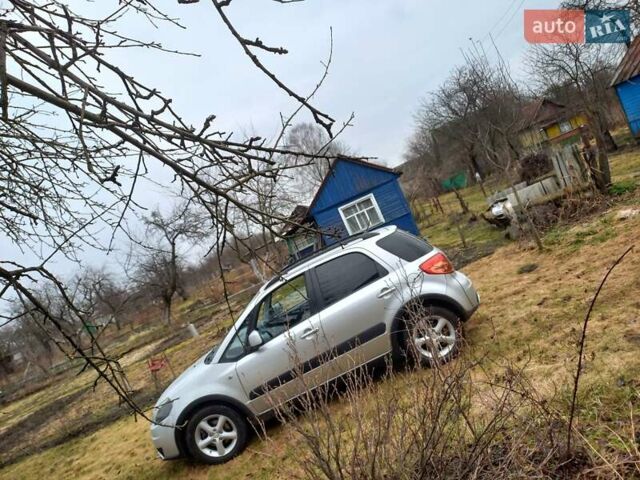Серый Сузуки СХ4, объемом двигателя 1.6 л и пробегом 194 тыс. км за 6750 $, фото 2 на Automoto.ua