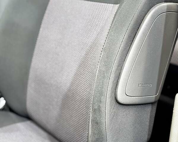 Серый Сузуки СХ4, объемом двигателя 1.6 л и пробегом 133 тыс. км за 7999 $, фото 92 на Automoto.ua