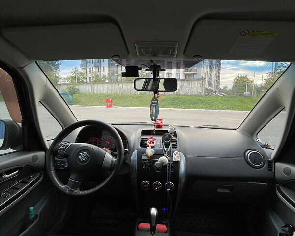 Серый Сузуки СХ4, объемом двигателя 1.59 л и пробегом 234 тыс. км за 7000 $, фото 13 на Automoto.ua