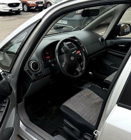 Сірий Сузукі СХ4, об'ємом двигуна 1.6 л та пробігом 121 тис. км за 8100 $, фото 2 на Automoto.ua