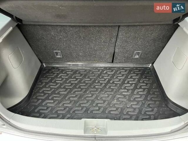 Серый Сузуки СХ4, объемом двигателя 1.6 л и пробегом 148 тыс. км за 5200 $, фото 15 на Automoto.ua