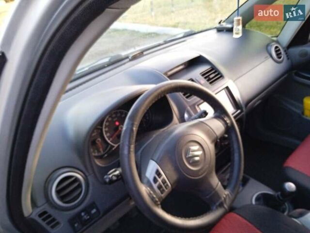 Сузуки СХ4 2008 в Белгород-Днестровском на Automoto.ua Серый Сузуки СХ4, объемом двигателя 1.59 л и пробегом 118 тыс. км за 7000 $, фото 2 на Automoto.ua