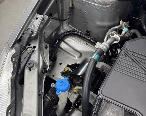 Серый Сузуки СХ4, объемом двигателя 1.6 л и пробегом 133 тыс. км за 7999 $, фото 62 на Automoto.ua