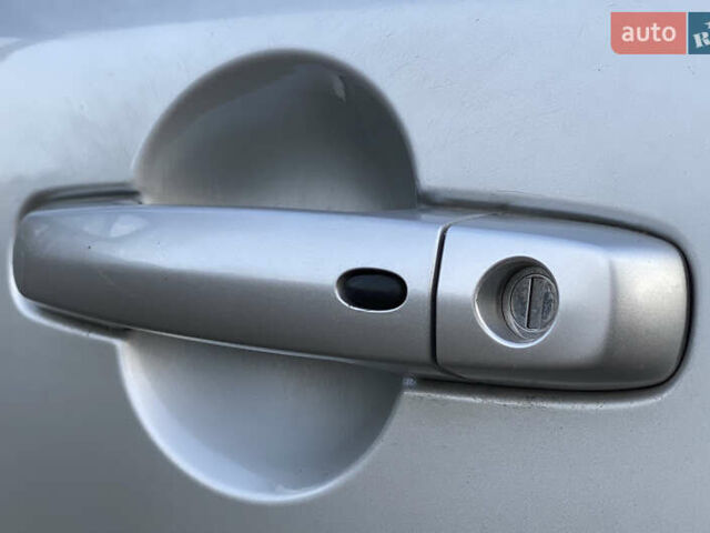 Серый Сузуки СХ4, объемом двигателя 1.6 л и пробегом 210 тыс. км за 7399 $, фото 7 на Automoto.ua