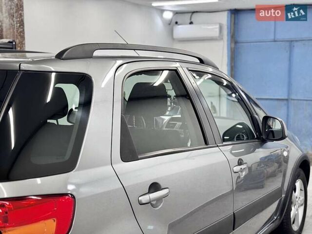 Серый Сузуки СХ4, объемом двигателя 1.6 л и пробегом 133 тыс. км за 7999 $, фото 27 на Automoto.ua