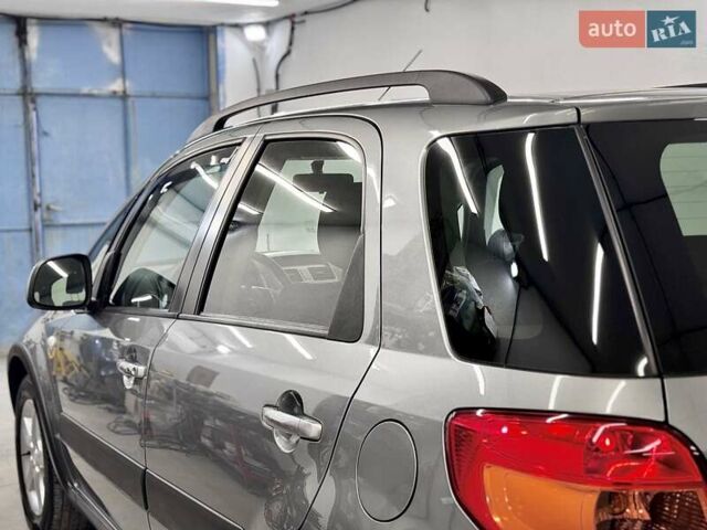 Серый Сузуки СХ4, объемом двигателя 1.6 л и пробегом 133 тыс. км за 7999 $, фото 17 на Automoto.ua