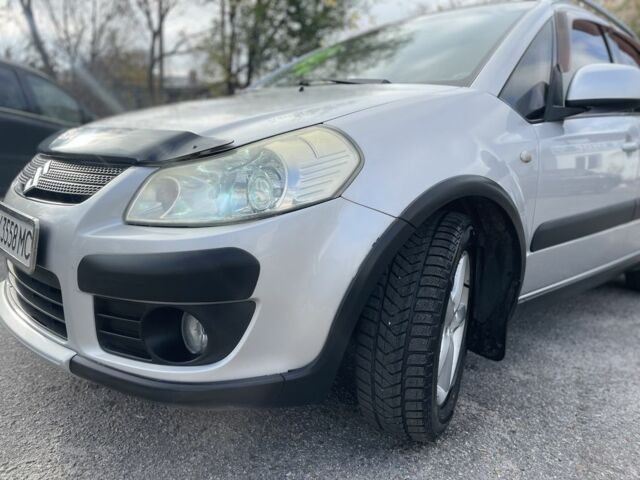 Серый Сузуки СХ4, объемом двигателя 1.6 л и пробегом 212 тыс. км за 7000 $, фото 7 на Automoto.ua