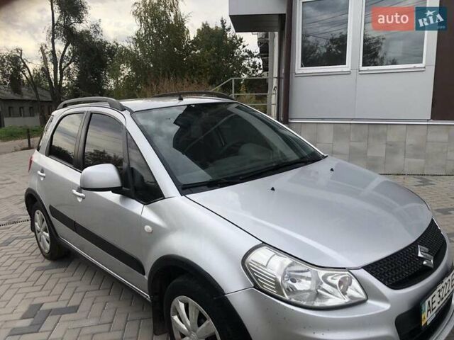 Серый Сузуки СХ4, объемом двигателя 1.59 л и пробегом 210 тыс. км за 7500 $, фото 3 на Automoto.ua