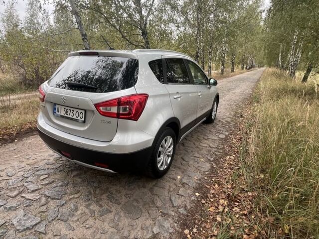Серый Сузуки СХ4, объемом двигателя 1.6 л и пробегом 189 тыс. км за 13500 $, фото 2 на Automoto.ua
