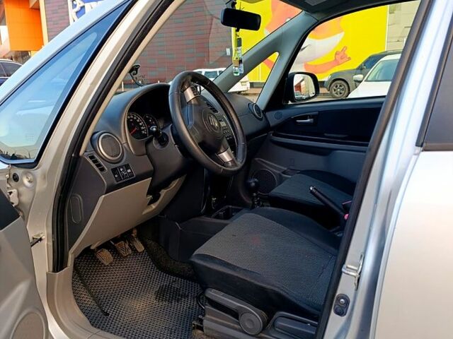 Серый Сузуки СХ4, объемом двигателя 1.9 л и пробегом 270 тыс. км за 4500 $, фото 9 на Automoto.ua