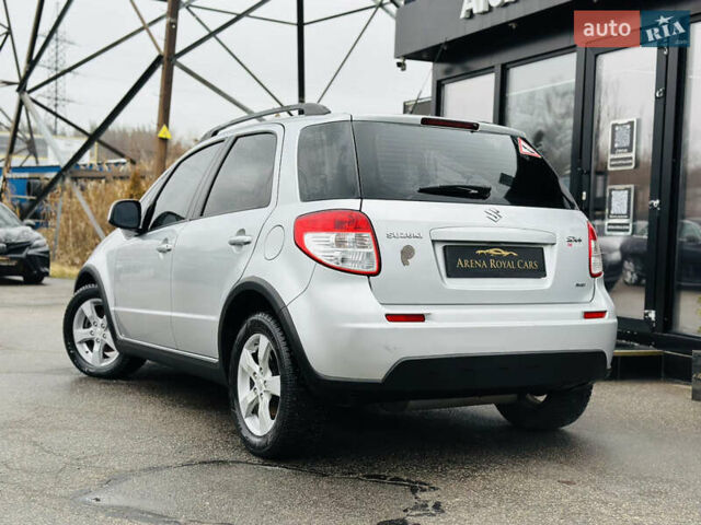 Сірий Сузукі СХ4, об'ємом двигуна 2 л та пробігом 187 тис. км за 7800 $, фото 3 на Automoto.ua