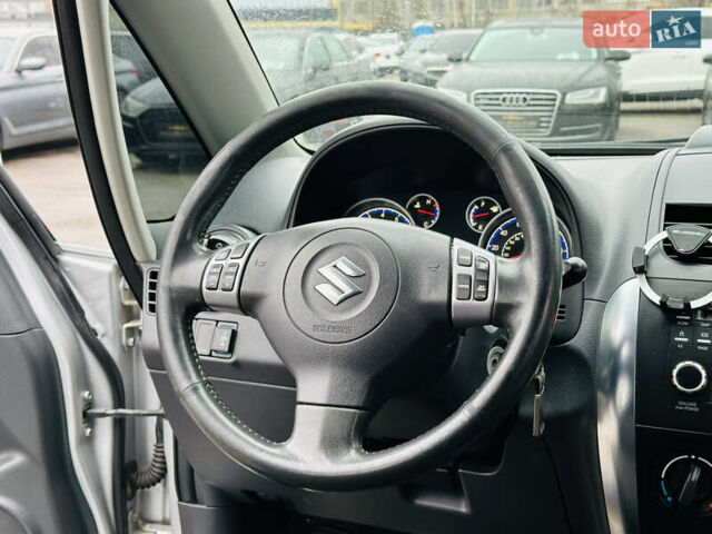 Сірий Сузукі СХ4, об'ємом двигуна 2 л та пробігом 187 тис. км за 7800 $, фото 20 на Automoto.ua
