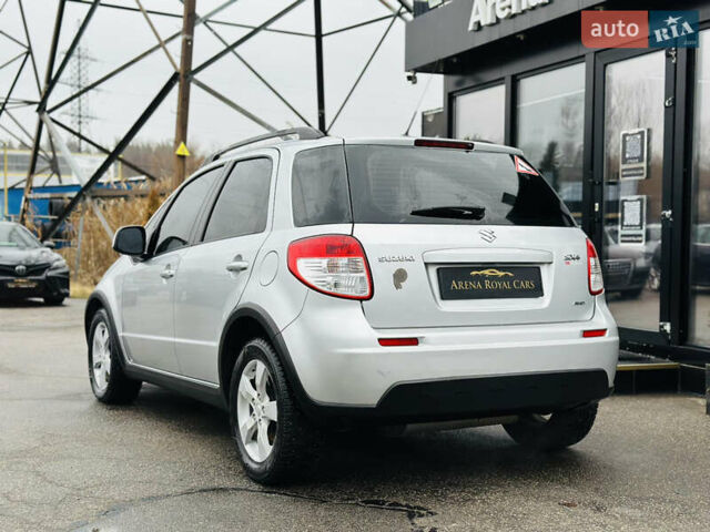 Сірий Сузукі СХ4, об'ємом двигуна 2 л та пробігом 187 тис. км за 7800 $, фото 11 на Automoto.ua