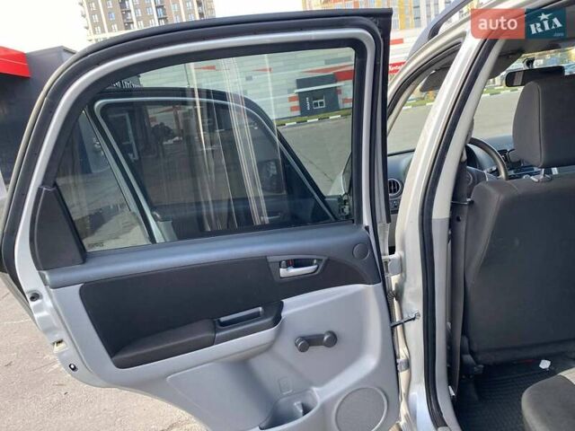 Серый Сузуки СХ4, объемом двигателя 1.59 л и пробегом 82 тыс. км за 9453 $, фото 11 на Automoto.ua