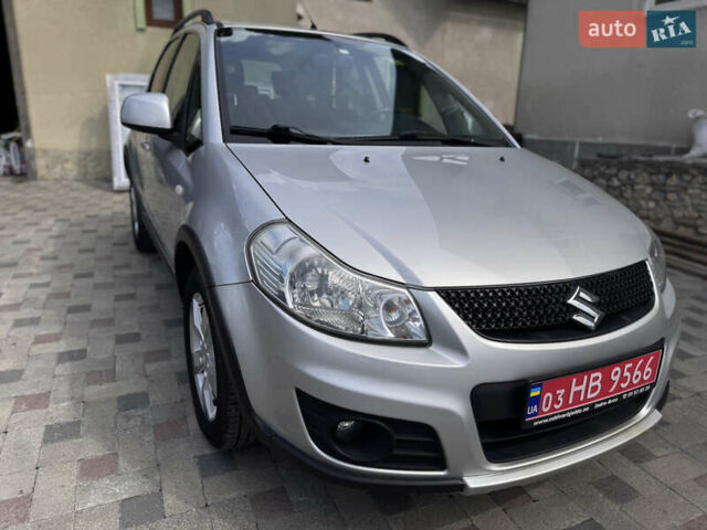 Серый Сузуки СХ4, объемом двигателя 1.6 л и пробегом 160 тыс. км за 8200 $, фото 2 на Automoto.ua