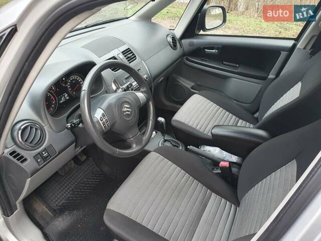 Серый Сузуки СХ4, объемом двигателя 1.6 л и пробегом 118 тыс. км за 9500 $, фото 10 на Automoto.ua