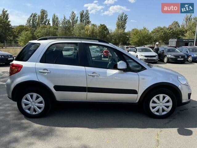 Сірий Сузукі СХ4, об'ємом двигуна 1.59 л та пробігом 206 тис. км за 8100 $, фото 5 на Automoto.ua