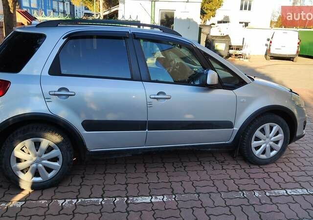 Серый Сузуки СХ4, объемом двигателя 1.6 л и пробегом 168 тыс. км за 6800 $, фото 3 на Automoto.ua