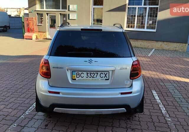 Серый Сузуки СХ4, объемом двигателя 1.6 л и пробегом 168 тыс. км за 6800 $, фото 2 на Automoto.ua