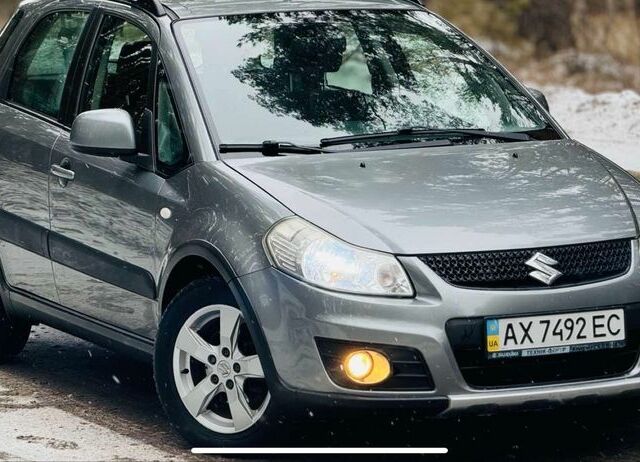 Сірий Сузукі СХ4, об'ємом двигуна 1.6 л та пробігом 71 тис. км за 10200 $, фото 2 на Automoto.ua