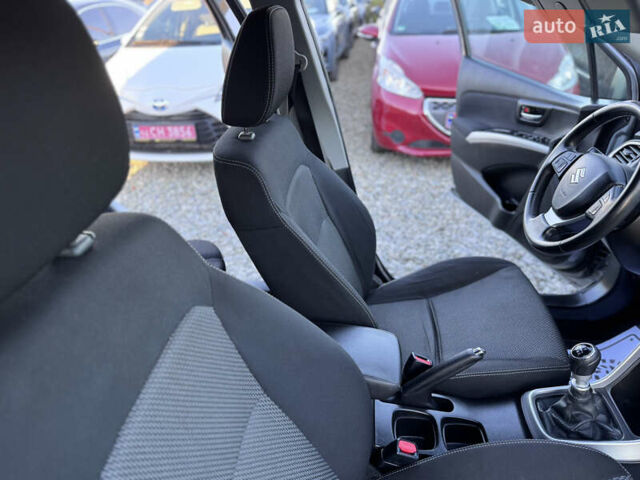 Серый Сузуки СХ4, объемом двигателя 1.6 л и пробегом 248 тыс. км за 9600 $, фото 46 на Automoto.ua