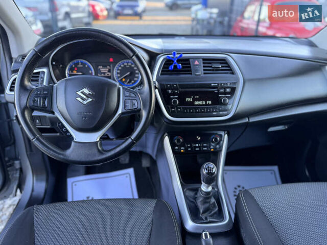 Серый Сузуки СХ4, объемом двигателя 1.6 л и пробегом 248 тыс. км за 9600 $, фото 39 на Automoto.ua