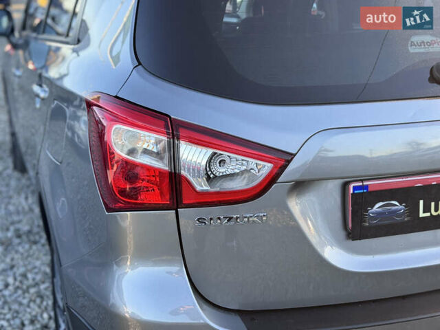 Серый Сузуки СХ4, объемом двигателя 1.6 л и пробегом 248 тыс. км за 9600 $, фото 8 на Automoto.ua