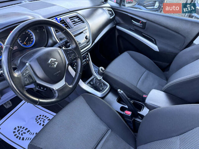 Серый Сузуки СХ4, объемом двигателя 1.6 л и пробегом 248 тыс. км за 9600 $, фото 35 на Automoto.ua