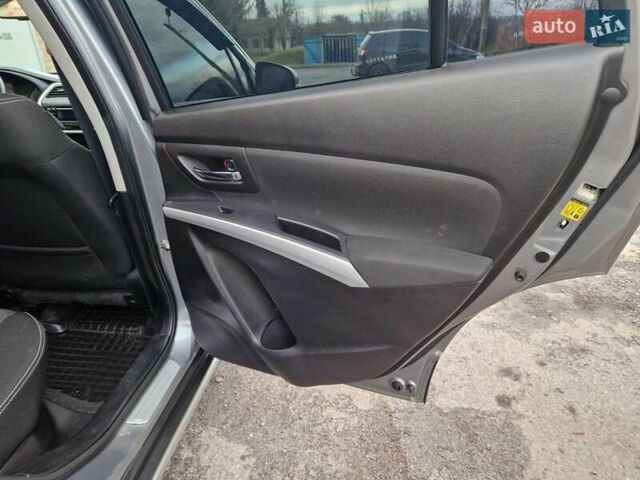 Серый Сузуки СХ4, объемом двигателя 1.6 л и пробегом 196 тыс. км за 10950 $, фото 17 на Automoto.ua