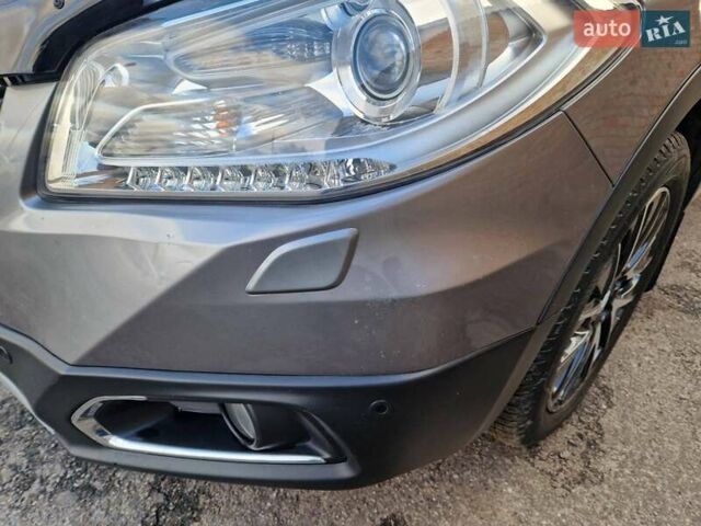 Серый Сузуки СХ4, объемом двигателя 1.6 л и пробегом 196 тыс. км за 10950 $, фото 4 на Automoto.ua