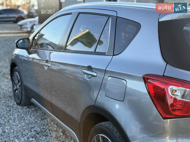 Серый Сузуки СХ4, объемом двигателя 1.6 л и пробегом 248 тыс. км за 9600 $, фото 9 на Automoto.ua