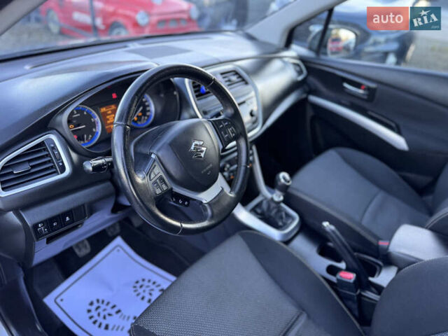 Серый Сузуки СХ4, объемом двигателя 1.6 л и пробегом 248 тыс. км за 9600 $, фото 28 на Automoto.ua