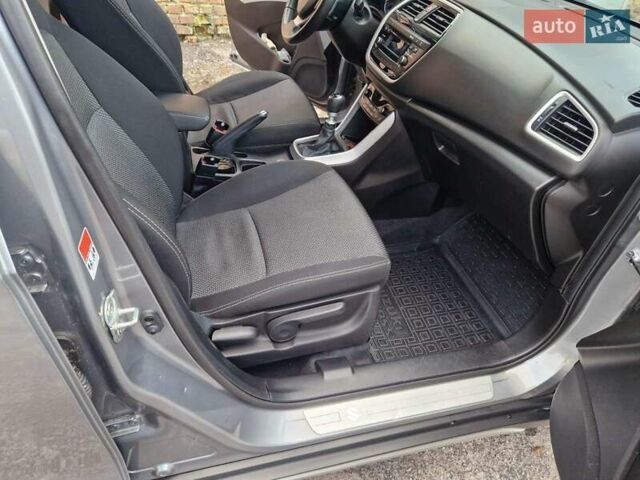 Серый Сузуки СХ4, объемом двигателя 1.6 л и пробегом 196 тыс. км за 10950 $, фото 19 на Automoto.ua