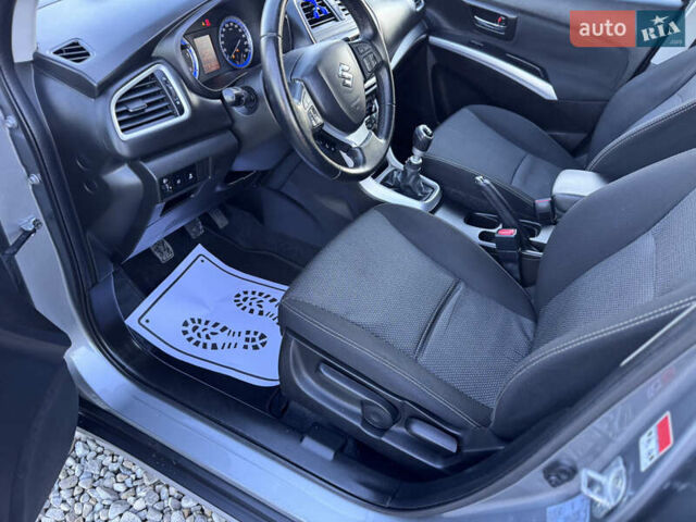 Серый Сузуки СХ4, объемом двигателя 1.6 л и пробегом 248 тыс. км за 9600 $, фото 27 на Automoto.ua