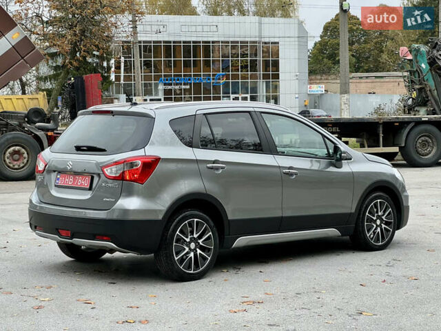Сузуки СХ4 2014 в Житомире на Automoto.ua Серый Сузуки СХ4, объемом двигателя 1.59 л и пробегом 125 тыс. км за 14500 $, фото 7 на Automoto.ua