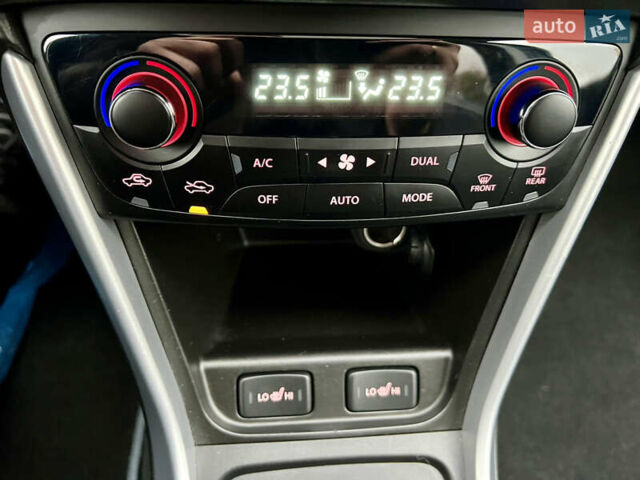 Сузуки СХ4 2014 в Житомире на Automoto.ua Серый Сузуки СХ4, объемом двигателя 1.59 л и пробегом 125 тыс. км за 14500 $, фото 46 на Automoto.ua