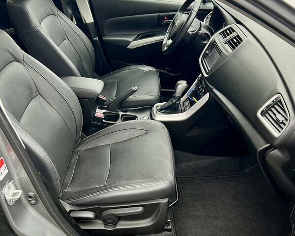 Сірий Сузукі СХ4, об'ємом двигуна 1.6 л та пробігом 126 тис. км за 13999 $, фото 45 на Automoto.ua