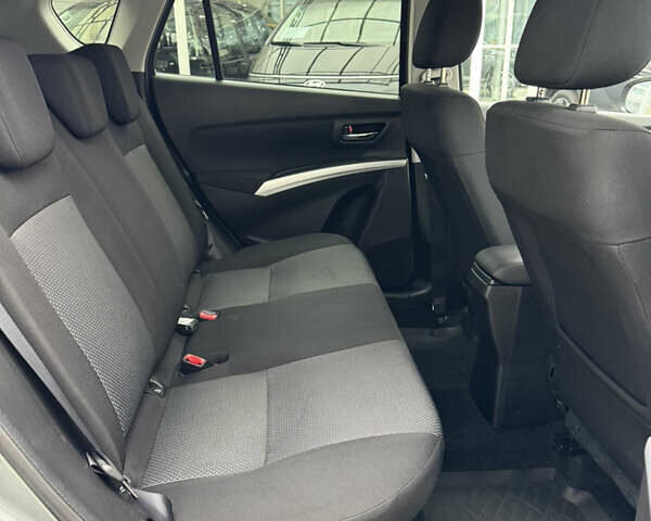 Сірий Сузукі СХ4, об'ємом двигуна 1.59 л та пробігом 80 тис. км за 12999 $, фото 21 на Automoto.ua