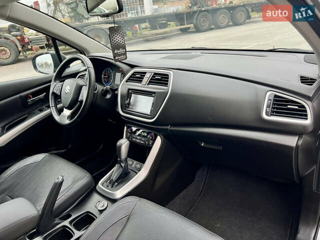 Сузуки СХ4 2014 в Житомире на Automoto.ua Серый Сузуки СХ4, объемом двигателя 1.59 л и пробегом 125 тыс. км за 14500 $, фото 33 на Automoto.ua