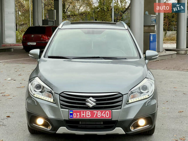 Сузуки СХ4 2014 в Житомире на Automoto.ua Серый Сузуки СХ4, объемом двигателя 1.59 л и пробегом 125 тыс. км за 14500 $, фото 1 на Automoto.ua