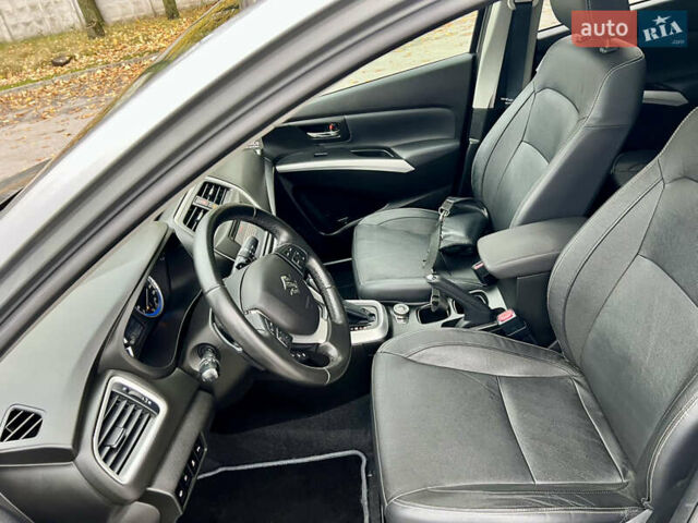 Сузуки СХ4 2014 в Житомире на Automoto.ua Серый Сузуки СХ4, объемом двигателя 1.59 л и пробегом 125 тыс. км за 14500 $, фото 18 на Automoto.ua