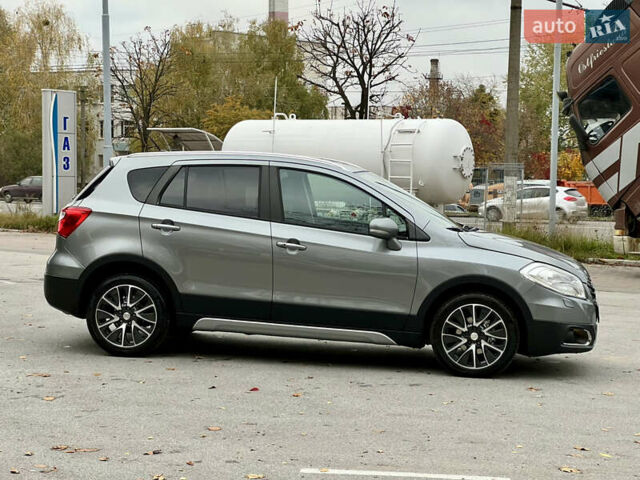 Сузуки СХ4 2014 в Житомире на Automoto.ua Серый Сузуки СХ4, объемом двигателя 1.59 л и пробегом 125 тыс. км за 14500 $, фото 5 на Automoto.ua