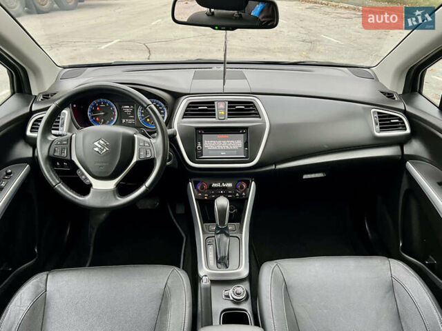 Сузуки СХ4 2014 в Житомире на Automoto.ua Серый Сузуки СХ4, объемом двигателя 1.59 л и пробегом 125 тыс. км за 14500 $, фото 23 на Automoto.ua