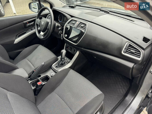 Сірий Сузукі СХ4, об'ємом двигуна 1.59 л та пробігом 80 тис. км за 12999 $, фото 24 на Automoto.ua