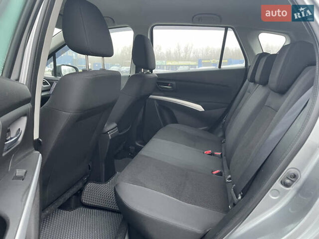 Серый Сузуки СХ4, объемом двигателя 1.59 л и пробегом 249 тыс. км за 10550 $, фото 17 на Automoto.ua