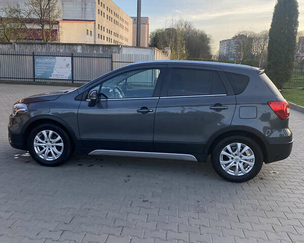 Серый Сузуки СХ4, объемом двигателя 1.59 л и пробегом 93 тыс. км за 16000 $, фото 2 на Automoto.ua