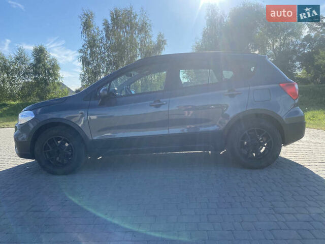 Серый Сузуки СХ4, объемом двигателя 1.59 л и пробегом 128 тыс. км за 13600 $, фото 6 на Automoto.ua