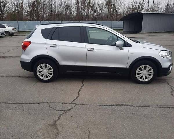 Серый Сузуки СХ4, объемом двигателя 1.59 л и пробегом 168 тыс. км за 16500 $, фото 4 на Automoto.ua