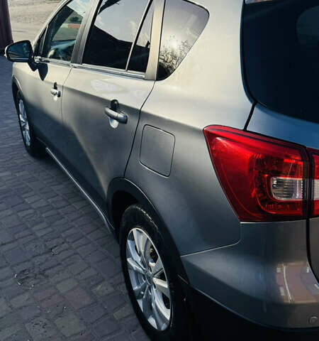 Серый Сузуки СХ4, объемом двигателя 1.6 л и пробегом 80 тыс. км за 16000 $, фото 2 на Automoto.ua